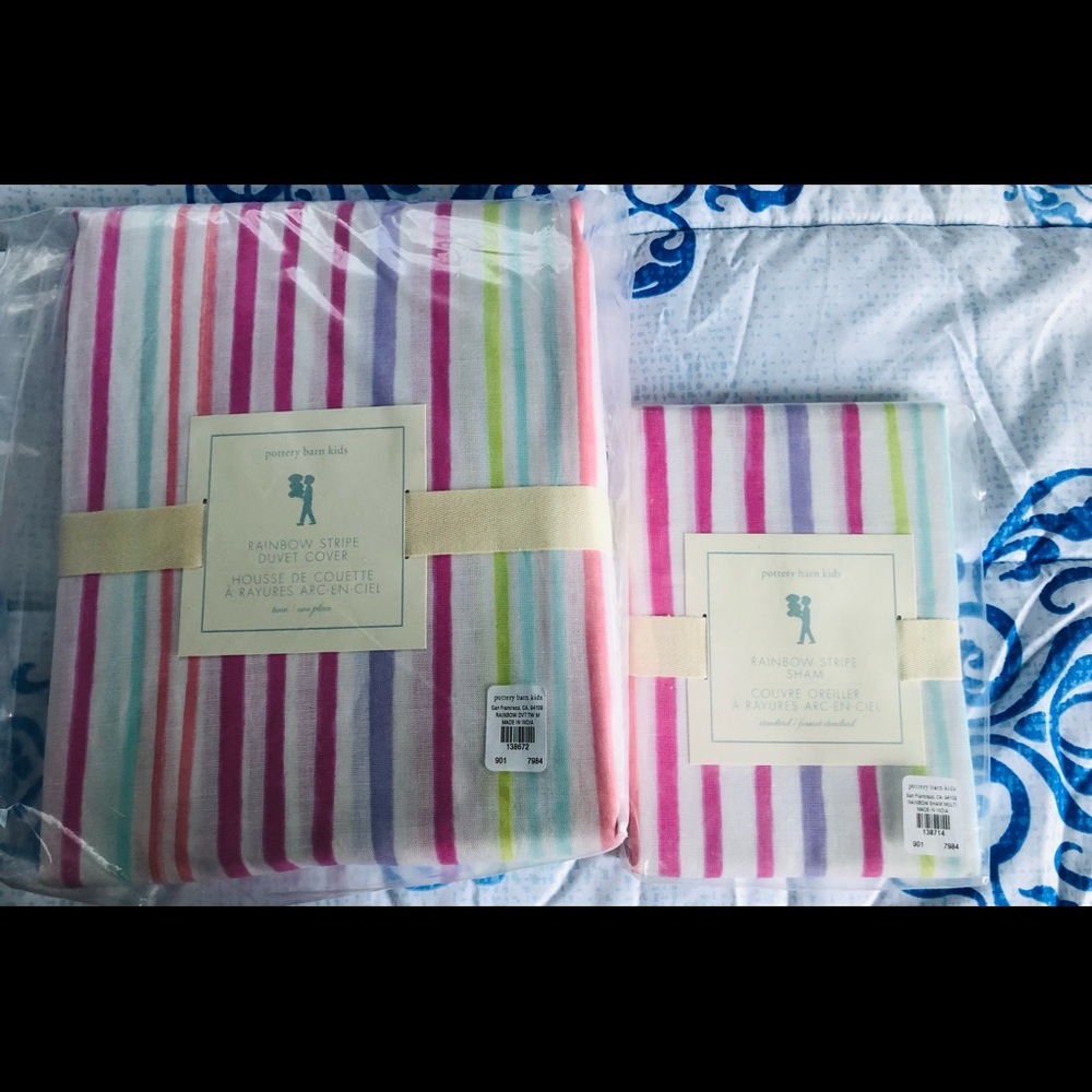 Pottery Barn Kid Rainbow Stripe Duvet Cover & Sham